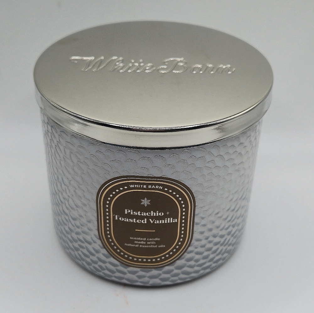 White Barn Pistachio & Toasted Vanilla 3-wick Large Candle